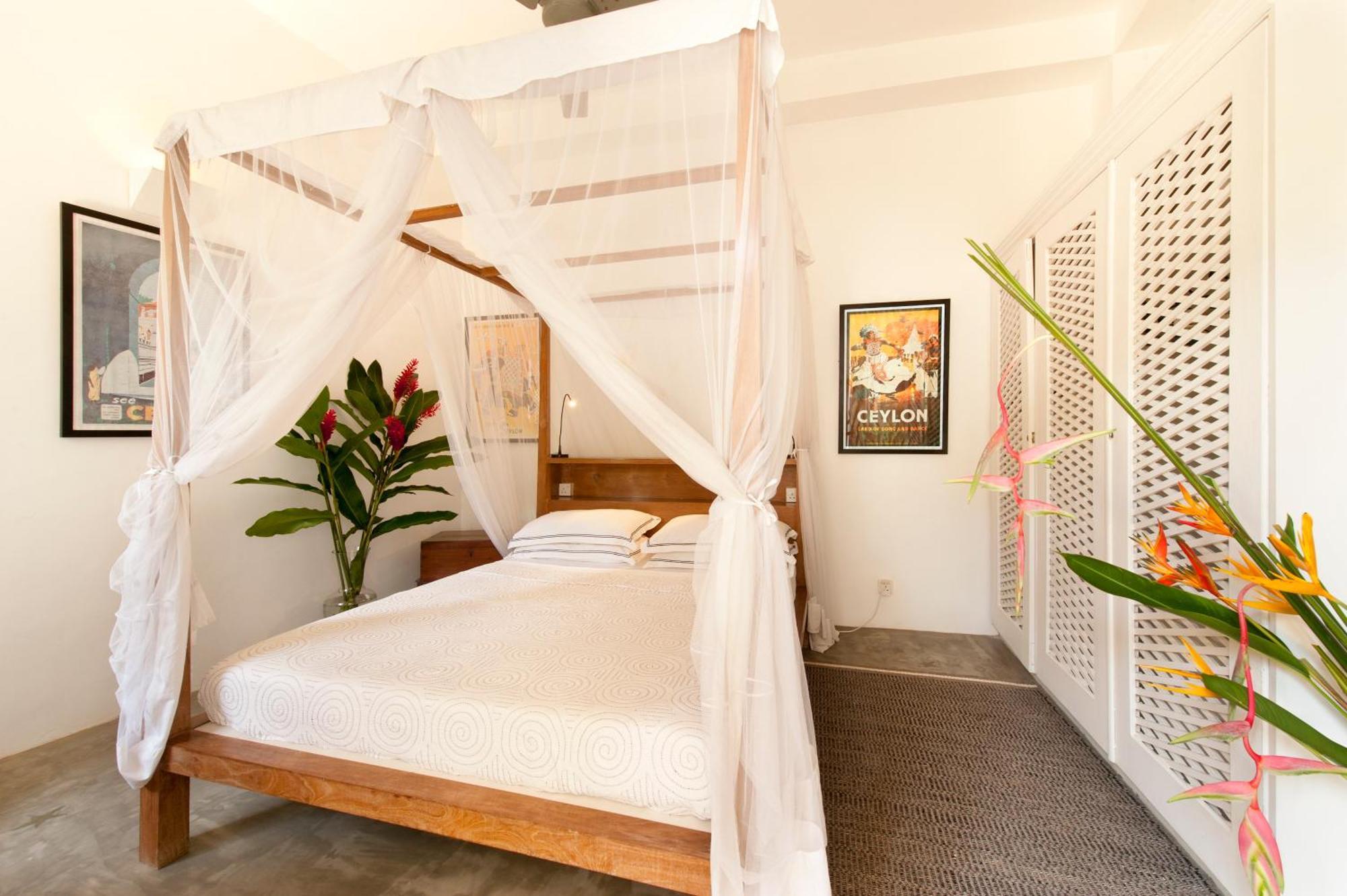 A 03 Bedroom Villa In Galle Fort With Roof Terrace & Pool Екстериор снимка